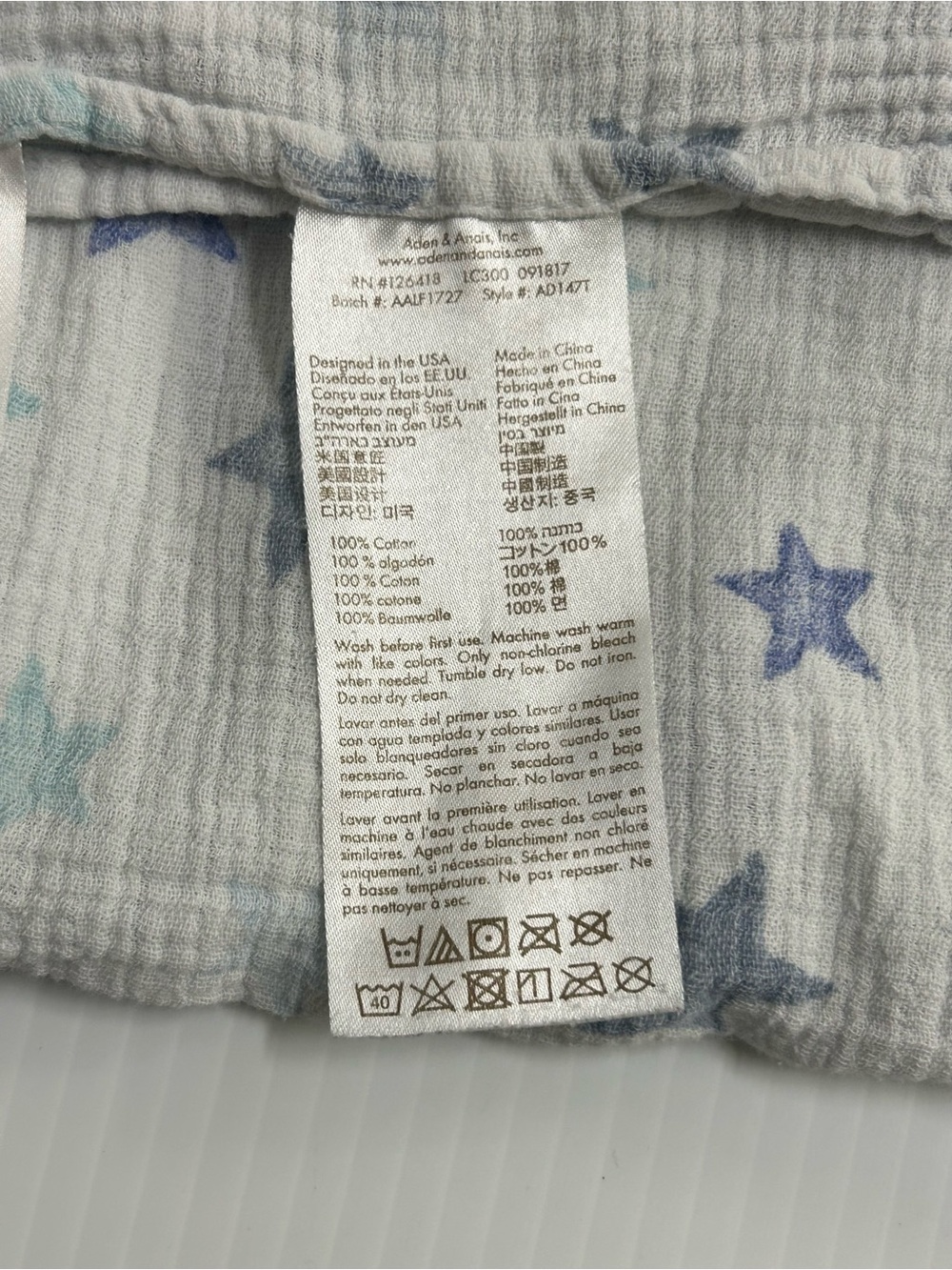 Aden & Anais Baby White & Blue Star Cotton Muslin Swaddle Blanket - Picture 3 of 3